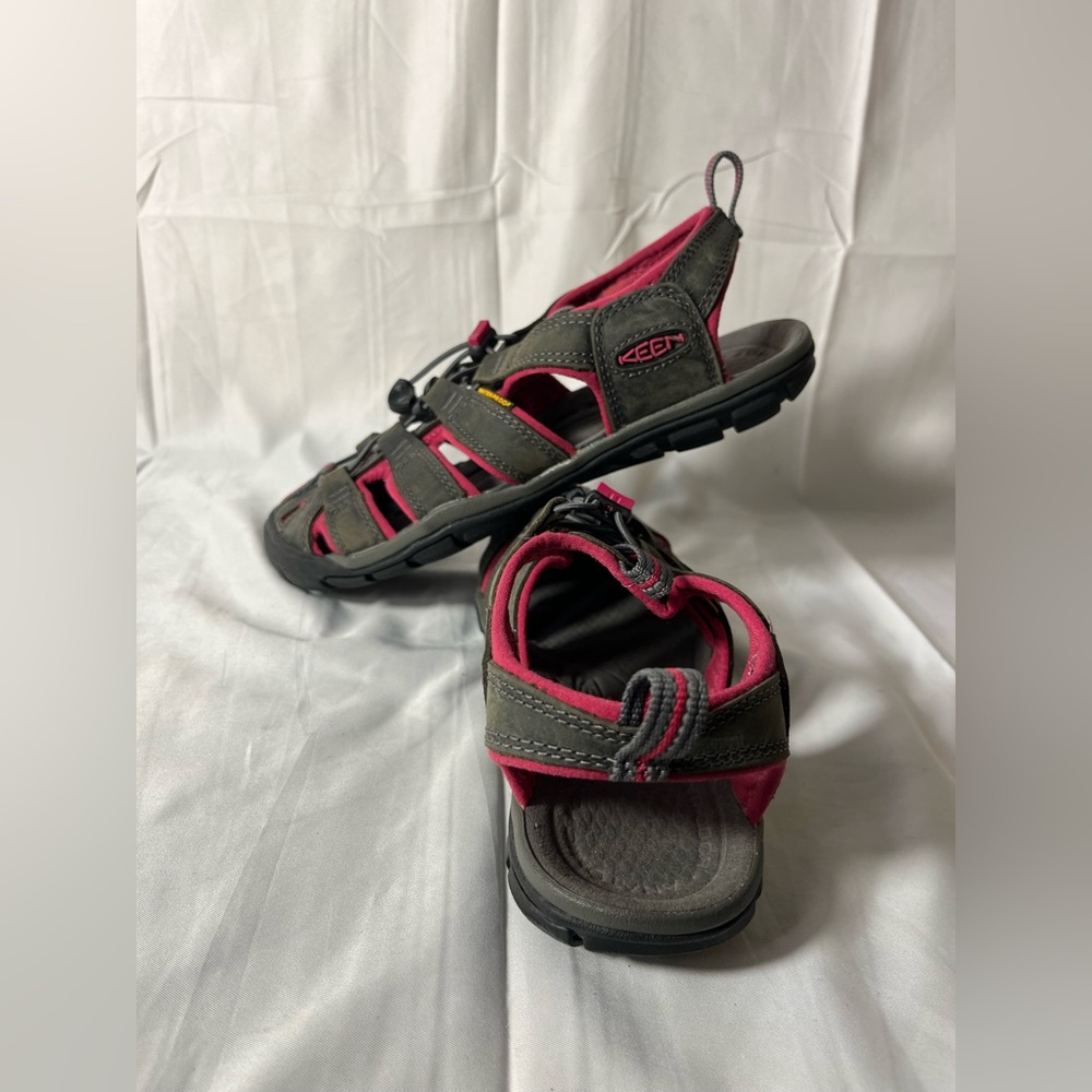 Keen Clearwater CNX Grey & Pink Sandals 6.5 - Picture 3 of 12